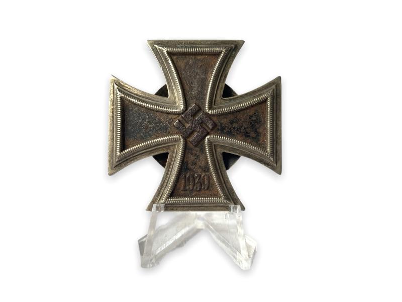 Iron Cross 1st Class Screwback  'L58'