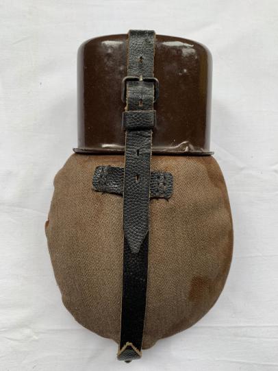 Late-war Enamelled Canteen and Cup