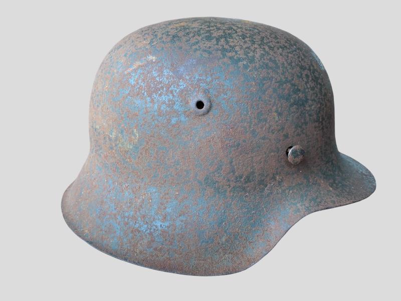 WH (HEER) M42 Helmet