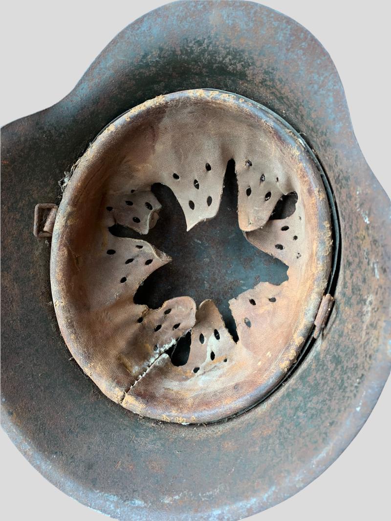 WH (HEER) M42 Helmet