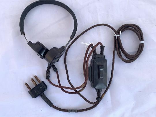 WH Panzer Model 'B' Throat Microphone