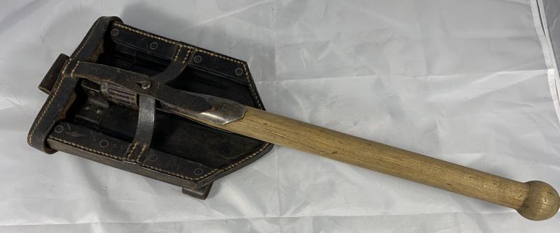 German Folding Shovel with Carrying Case, 1st Model -1941-