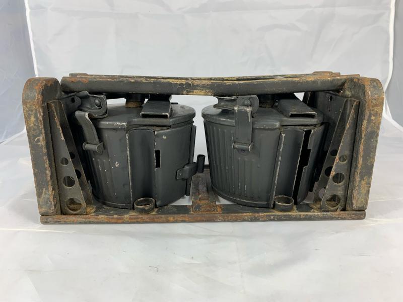 MG 34/42 Carrier with 2 Drums