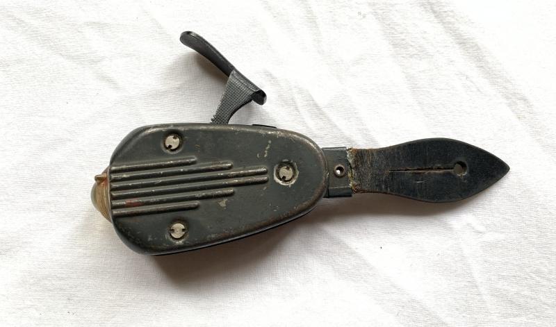 German WW2 Flashlight -Philips Type 7424-