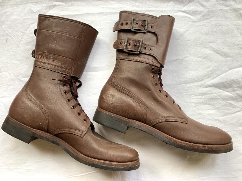 U.S. Buckle Boots -1944-