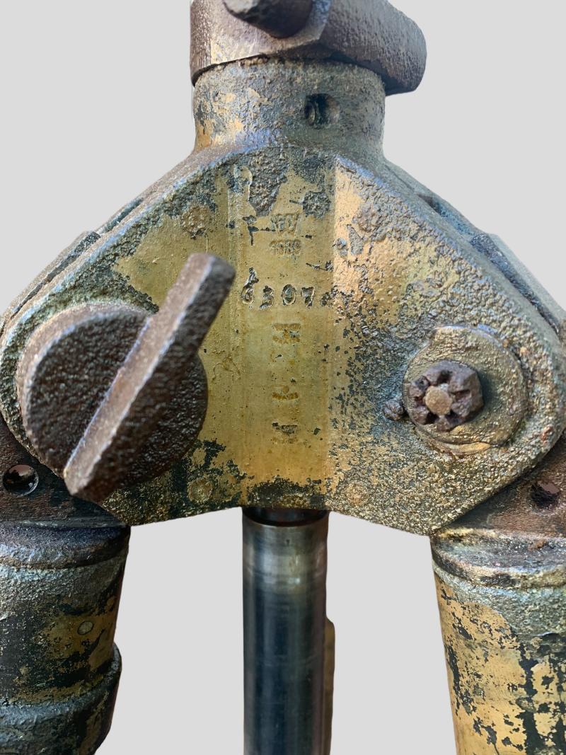 MG 34 Aluminium Tripod 'Dreibein' -1939-