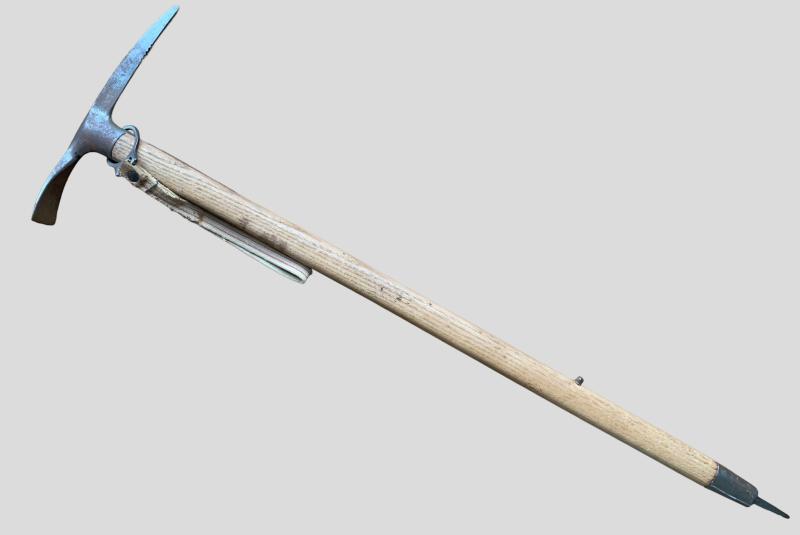 Gebirgsjäger Eispickel