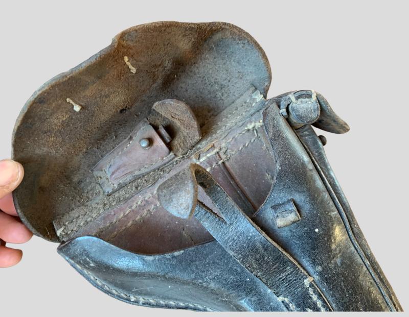 German WWI LP.08 'Artillery Luger' Holster Set