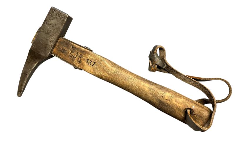 WH (Heer) Gebirgsjäger Rock-Hammer -stubai-