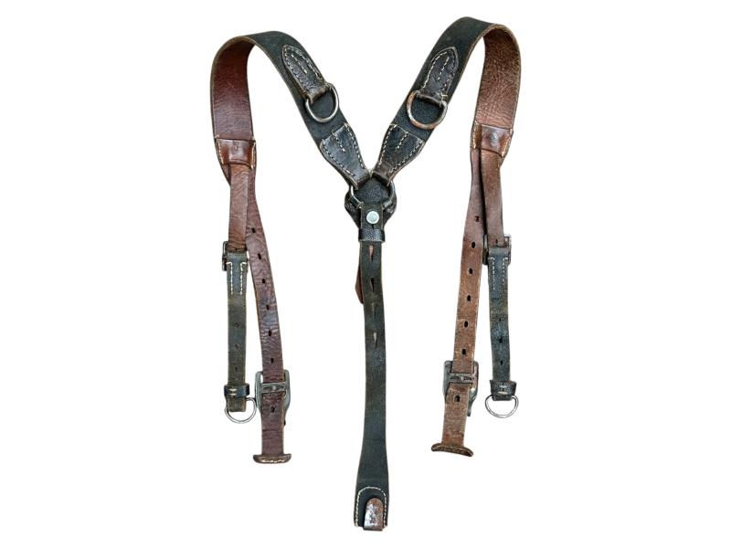 German WWII Leather Y-Straps
