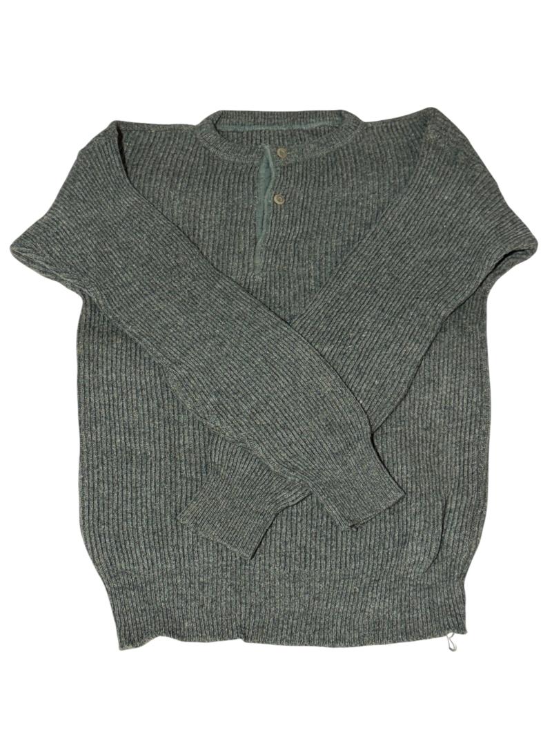 Late-war Pullover